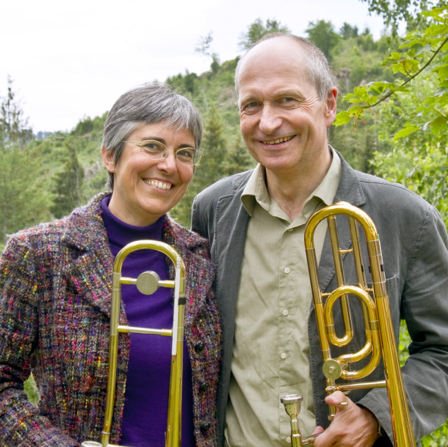 Dr. Dorothea Greiner mit ihrem Mann Gottfried und ihren Posaunen