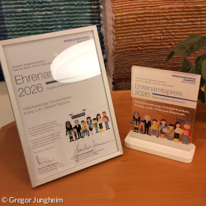Ehrenamtspreis Urkunde und Stele